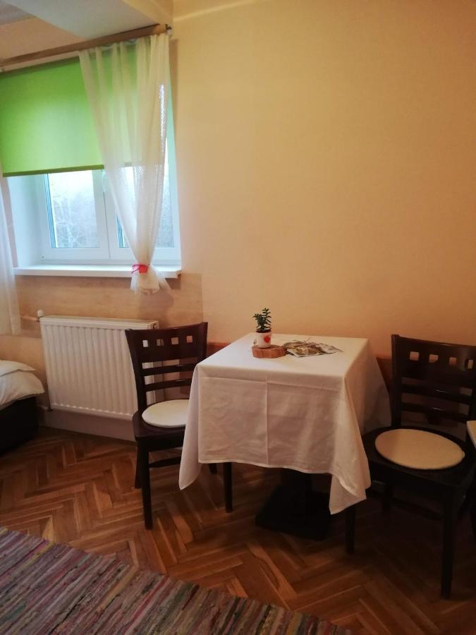 Guesthouse Arnika Fuzine Bagian luar foto