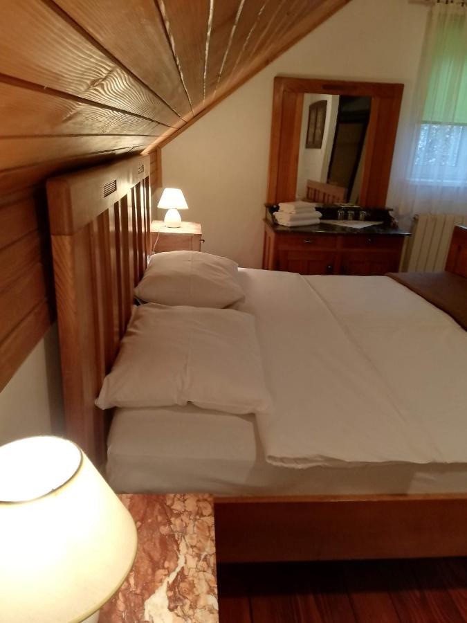 Guesthouse Arnika Fuzine Bagian luar foto