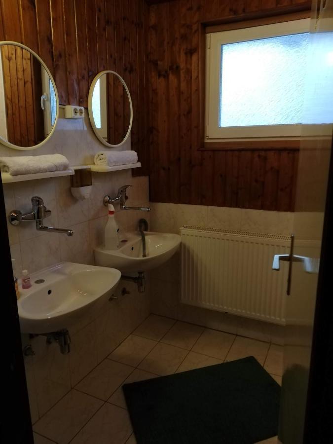 Guesthouse Arnika Fuzine Bagian luar foto